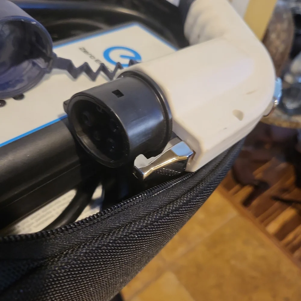 Nissan Leaf 30Amp 240v Quick Charger w/ Case Professionally Modified - Picture 3 of 6